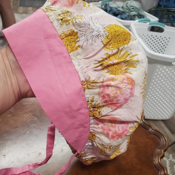 Surgical Cap with tie back in pristine condition - Picture 2 of 2